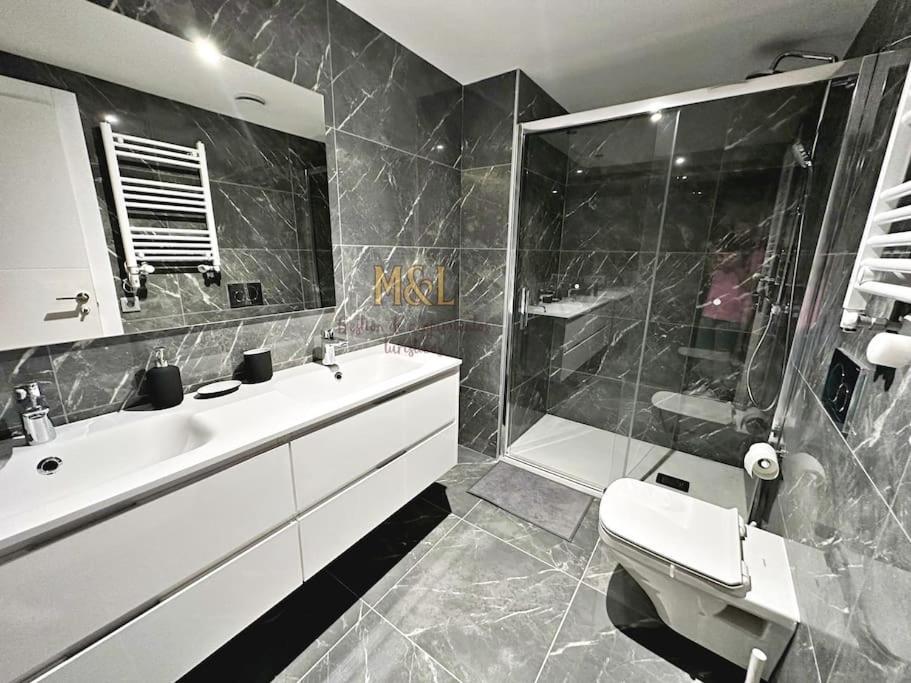 Elorza 31 Apartment Oviedo Bagian luar foto